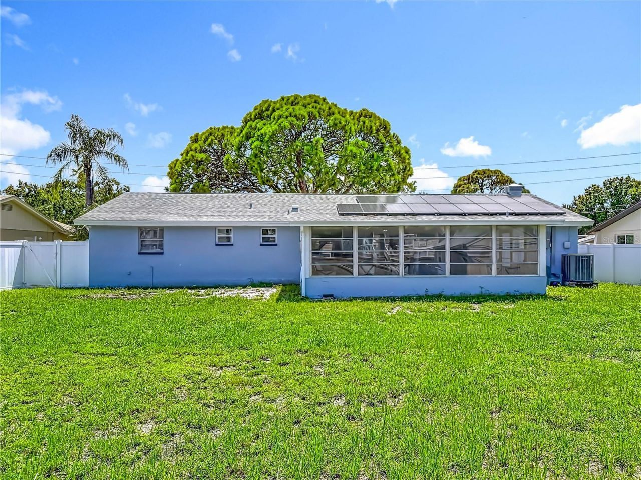 2449 66th Avenue S, Saint Petersburg, FL 33712 Photo