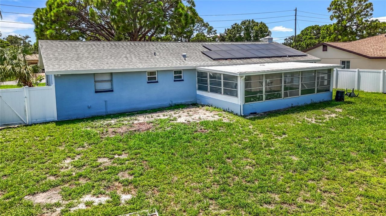 2449 66th Avenue S, Saint Petersburg, FL 33712 Photo