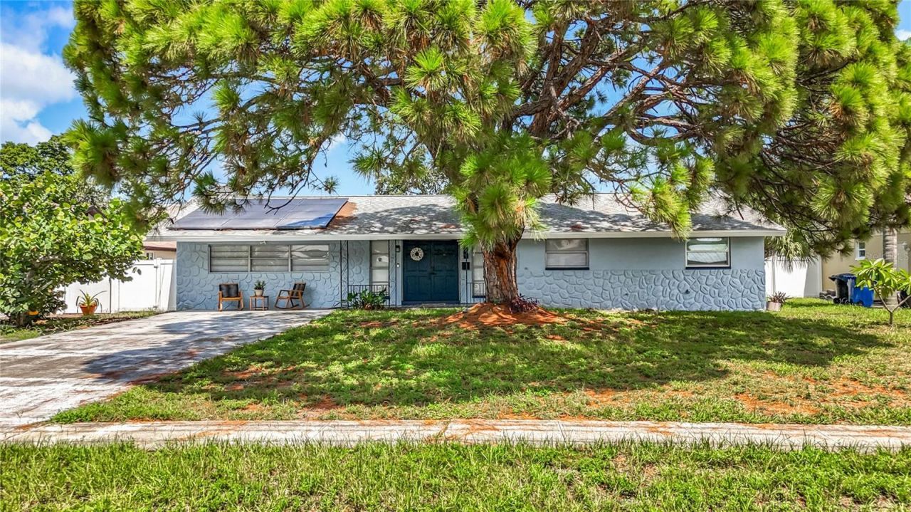 2449 66th Avenue S, Saint Petersburg, FL 33712 Photo