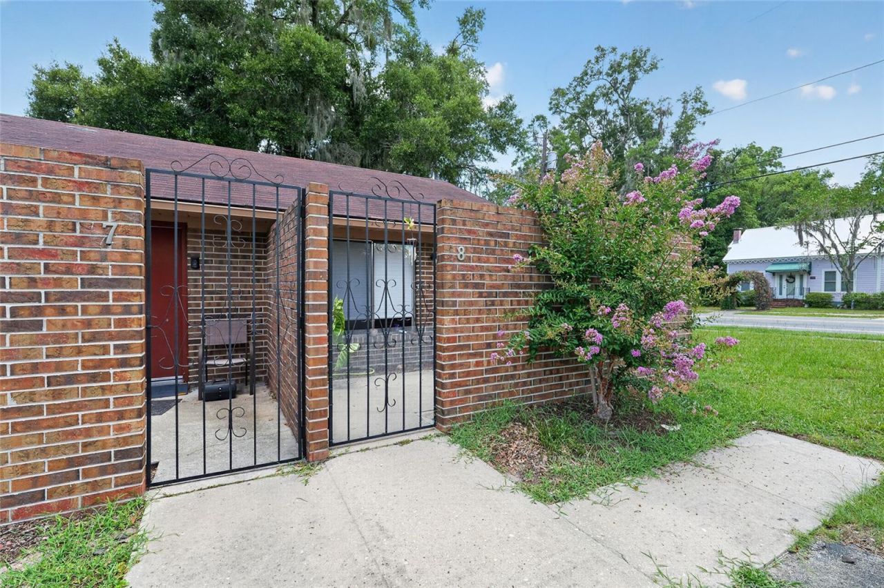 18580 NW 234th Street, High Springs, FL 32643 Photo