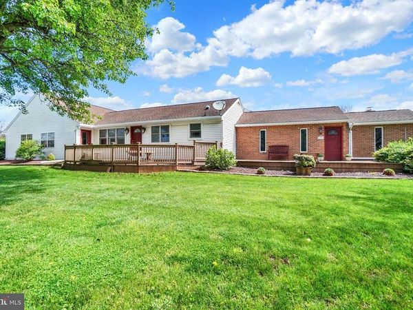 315 700 ROAD, NEW OXFORD, PA 17350