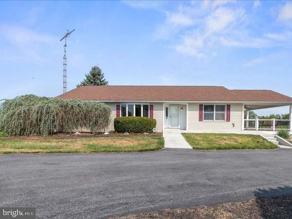 7246 SMITH ROAD, CHAMBERSBURG, PA 17201