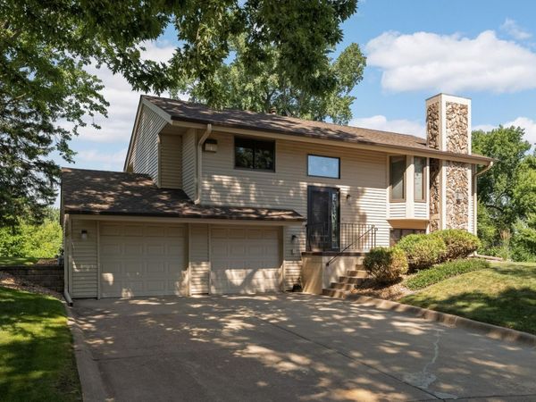 3140 Quarry Court, Eagan, MN 55121