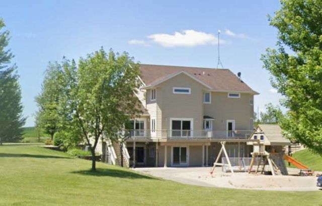 74540 213th Street , Dassel, MN 55325