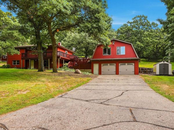 20631 County Road 9 NE, New London, MN 56273