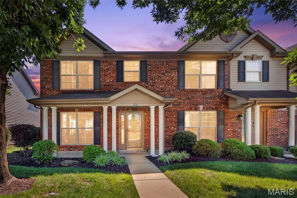 916 Carpathian Drive , Lake Saint Louis, MO 63367 Main Photo