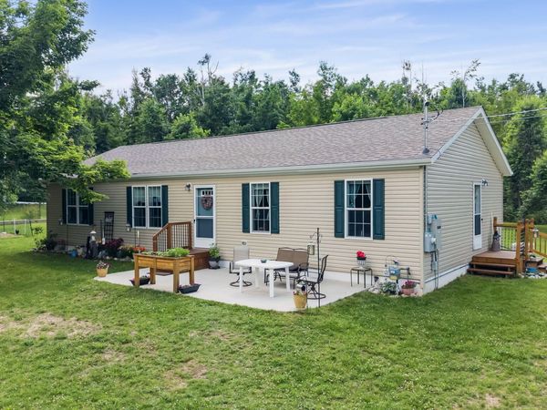 3560 Southview Drive, Johannesburg, MI 49751