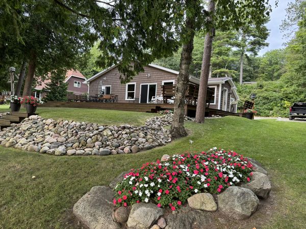 2010 Mc Millan Road, Indian River, MI 49749