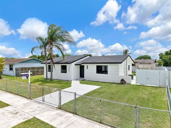 18670 SW 123rd Ct , Miami, FL 33177