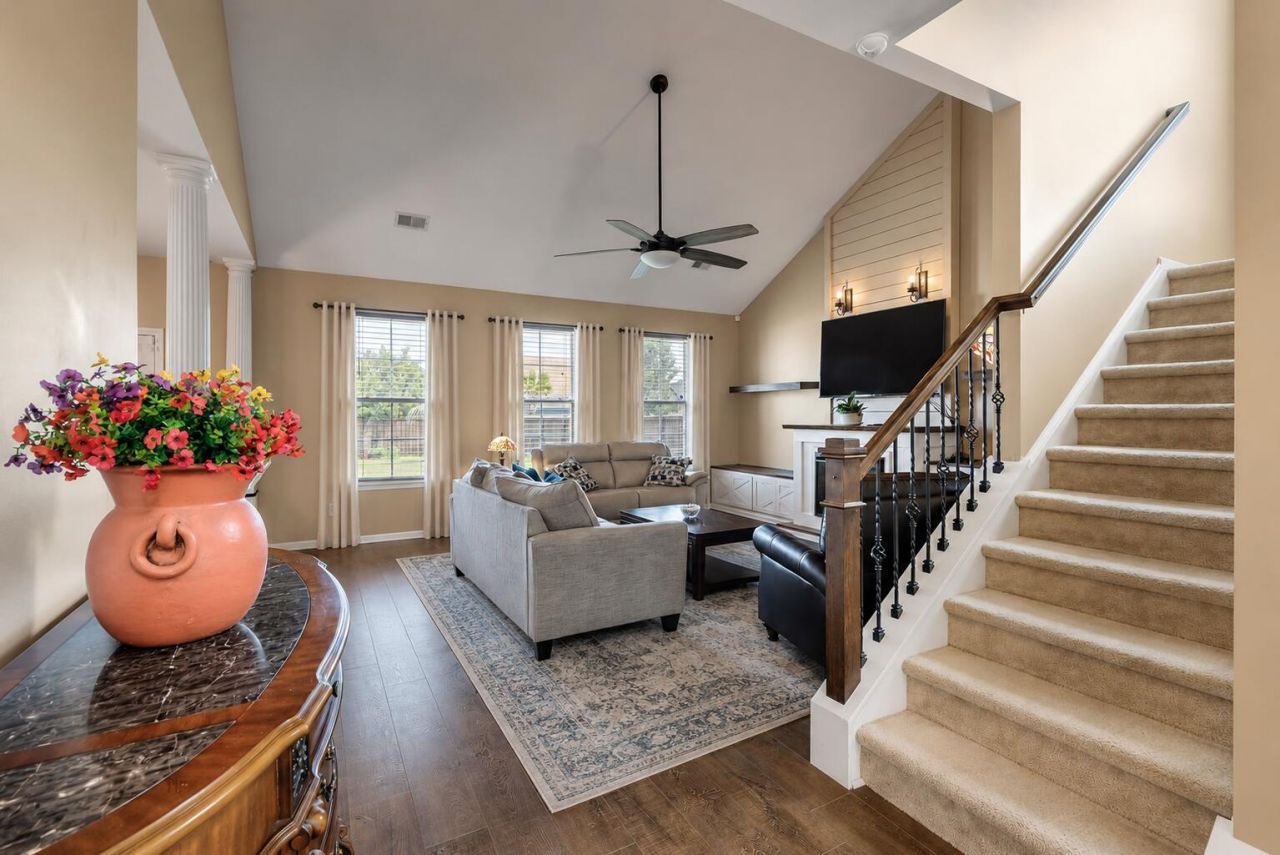 2021 Triple Crown Lane Photo 10
