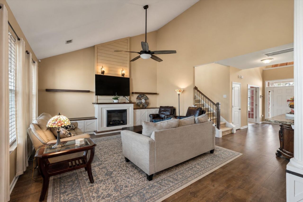 2021 Triple Crown Lane Photo 12
