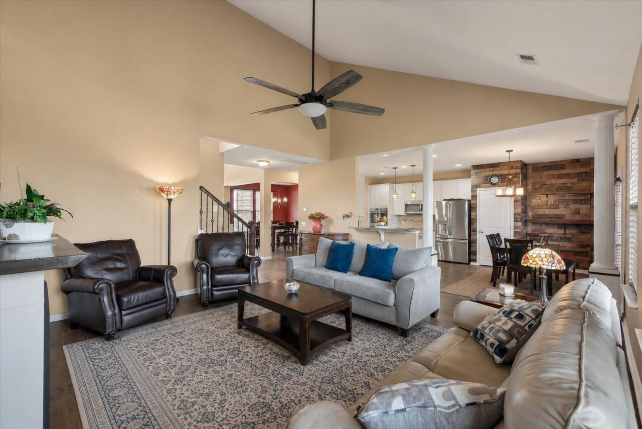 2021 Triple Crown Lane Photo 13