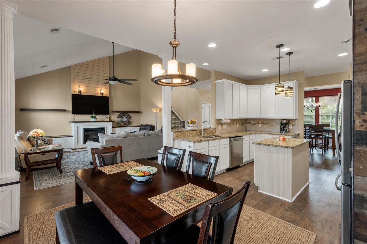 2021 Triple Crown Lane Photo 14