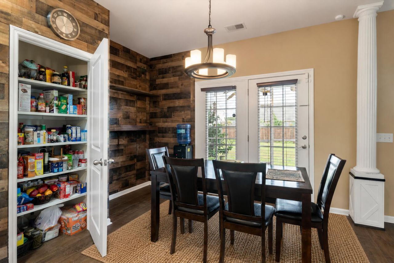 2021 Triple Crown Lane Photo 16