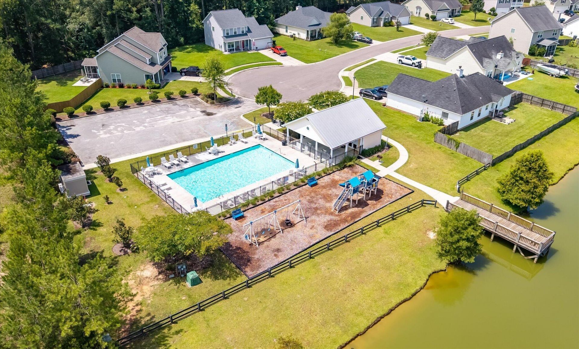 2021 Triple Crown Lane Photo 38