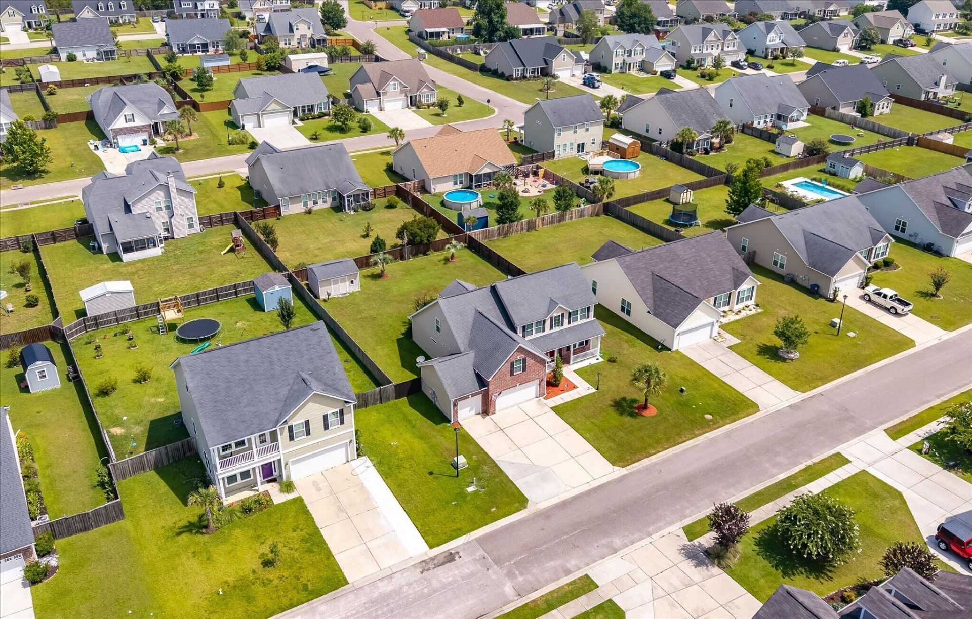 2021 Triple Crown Lane Photo 4