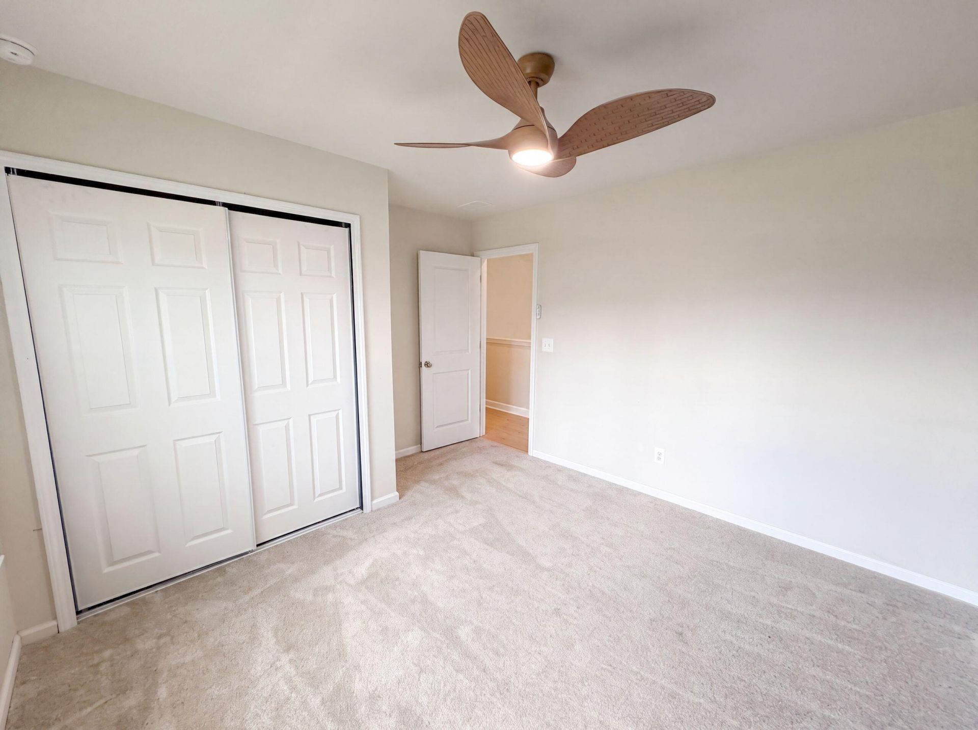 142 Lucca Drive Photo 11