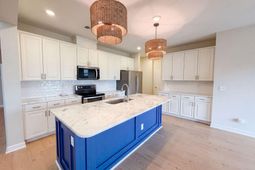 142 Lucca Drive photo 4