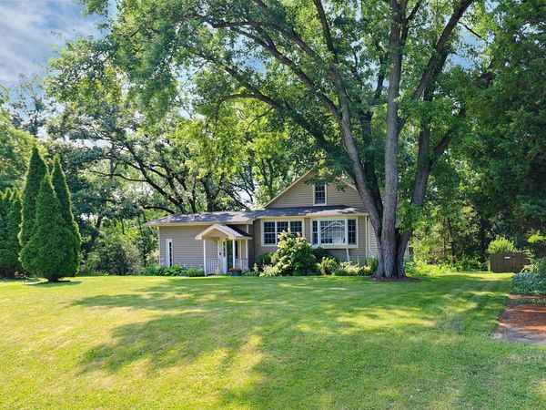 28W719 Barnes Avenue, West Chicago, IL 60185