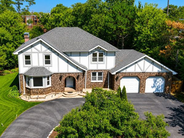 801 Waltz Court, Prospect Heights, IL 60070