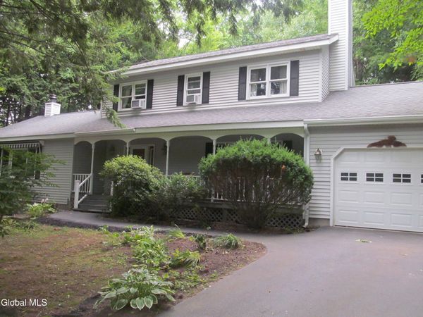 9 Pineridge Court, Greenfield Center, NY 12833
