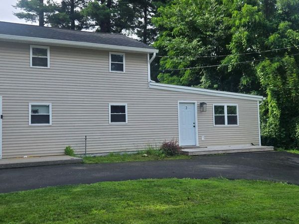 21 Van Heusen Street, Unit 2, Albany, NY 12205