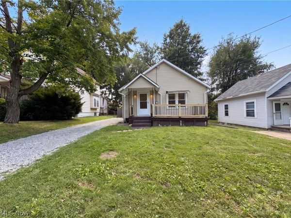736 Bettes Avenue , Akron, OH 44310