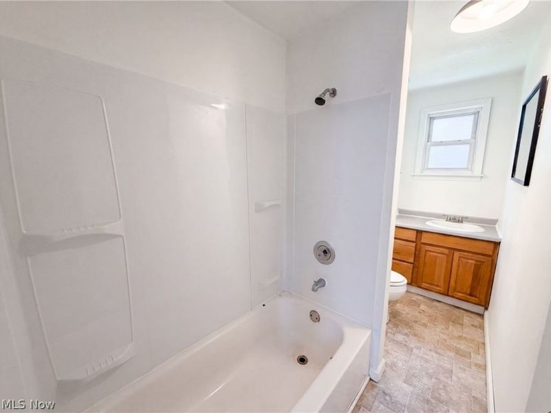 736 Bettes Avenue, Akron, OH 44310 Photo 13