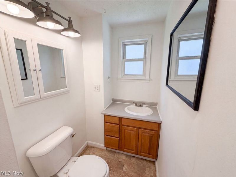 736 Bettes Avenue, Akron, OH 44310 Photo 14