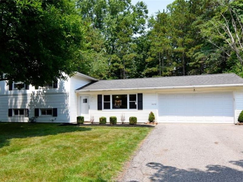 2275 Gary Drive, Twinsburg, OH 44087 Photo 1