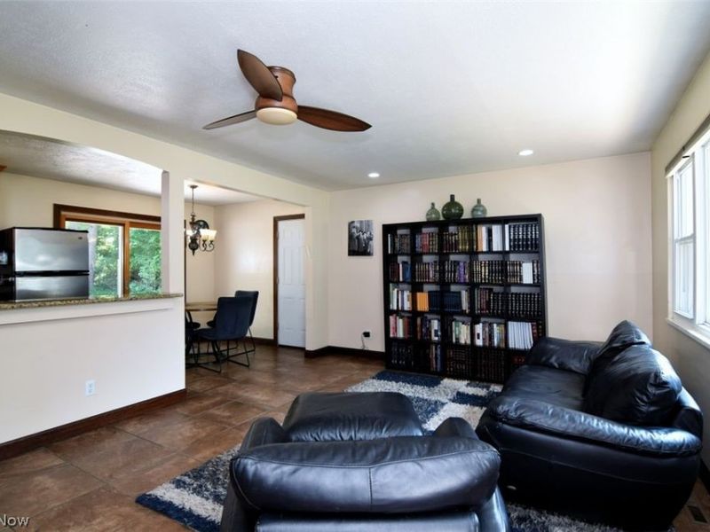 2275 Gary Drive, Twinsburg, OH 44087 Photo 4