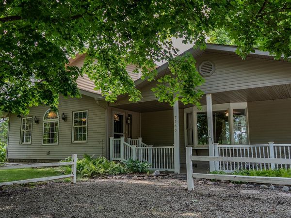 7260 W Kinsel Highway, Vermontville, MI 49096