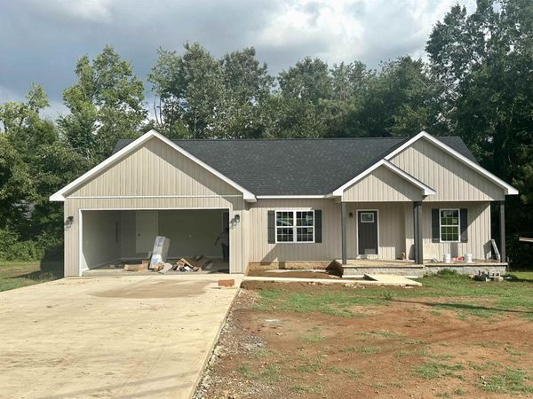 125 RED FERN CV, Savannah, TN 38372