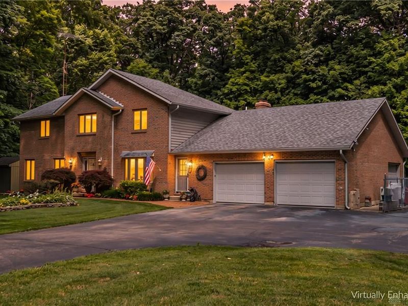 4316 Briarwood Drive, Urbana, OH 43078 Photo 2