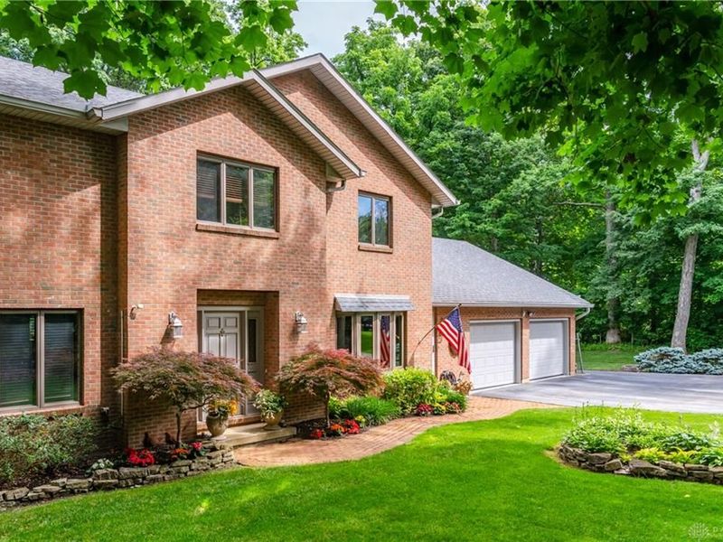 4316 Briarwood Drive, Urbana, OH 43078 Photo 4