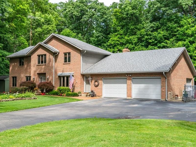 4316 Briarwood Drive, Urbana, OH 43078 Photo 5