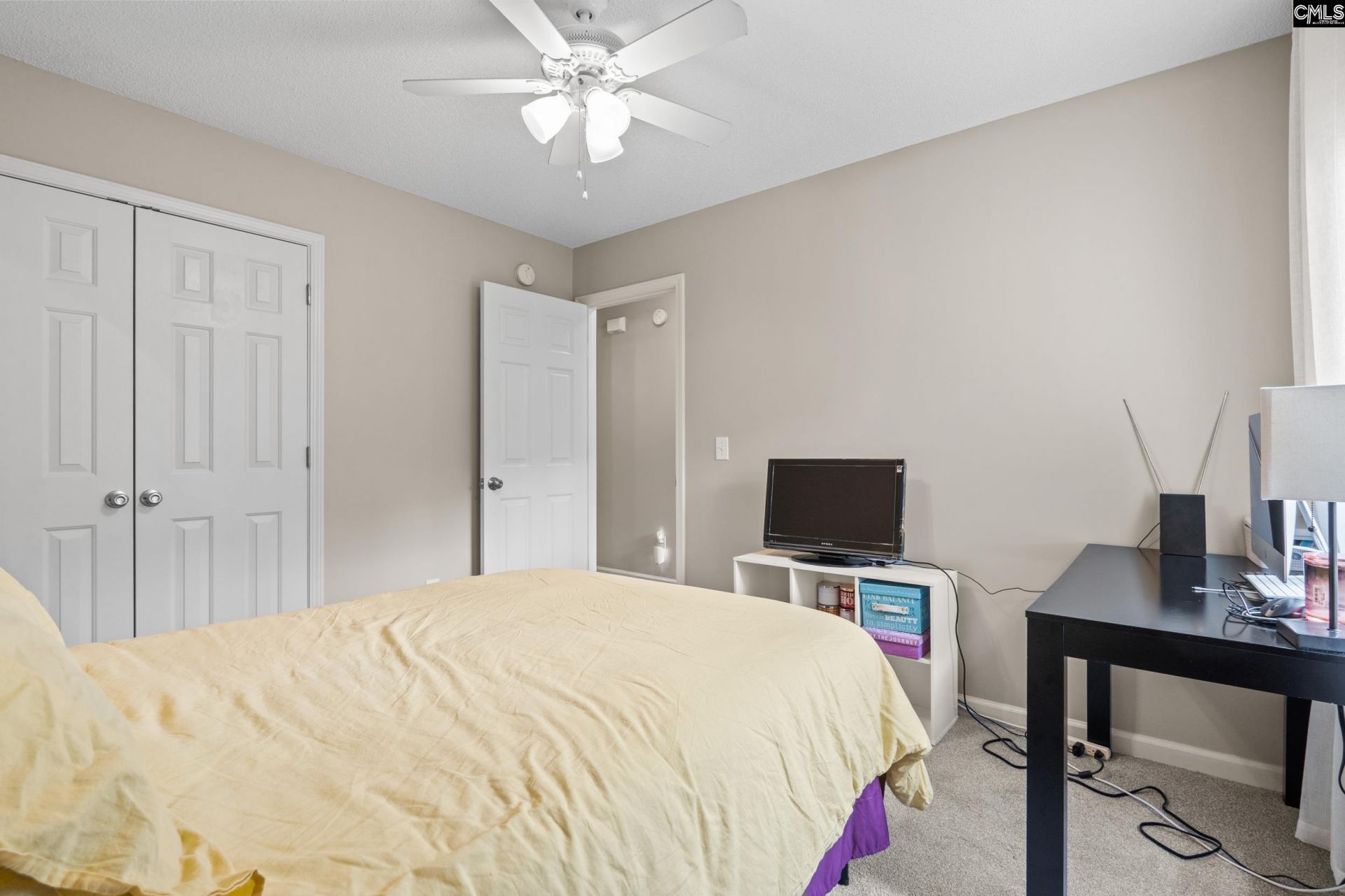 26 Providence Manor Court Photo 18