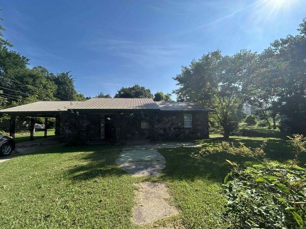 103 E Yelverton , Tuckerman, AR 72447
