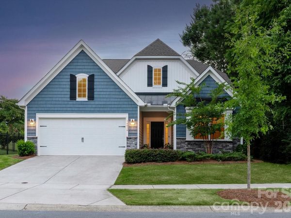 14016 Southbridge Forest Drive, Charlotte, NC 28273