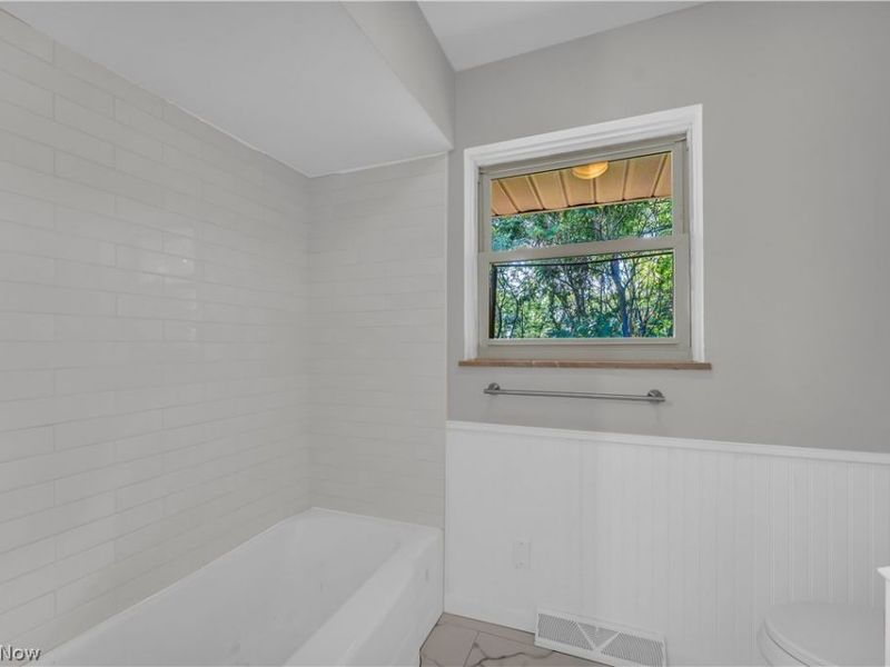 11450 Andover Boulevard, Garfield Heights, OH 44125 Photo 27