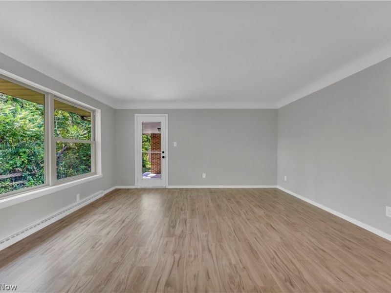 11450 Andover Boulevard, Garfield Heights, OH 44125 Photo 8