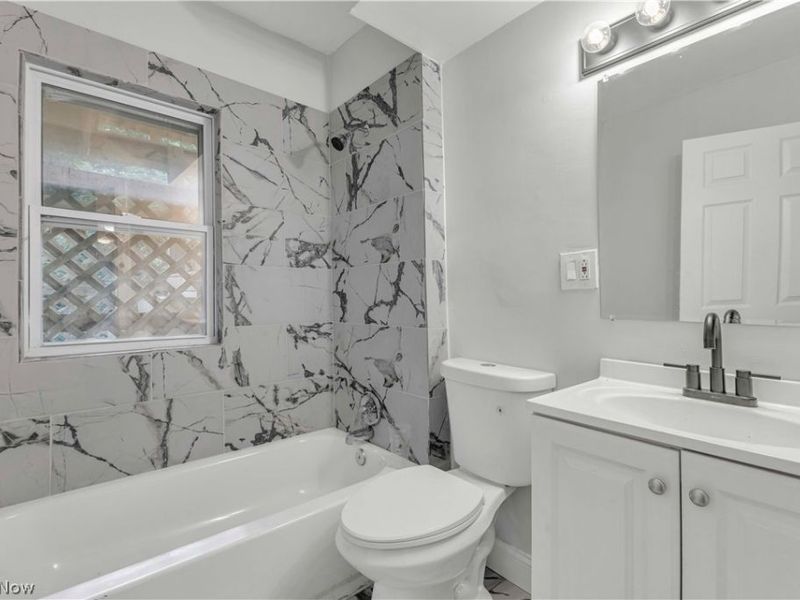 1691 E 82nd Street, Cleveland, OH 44103 Photo 13