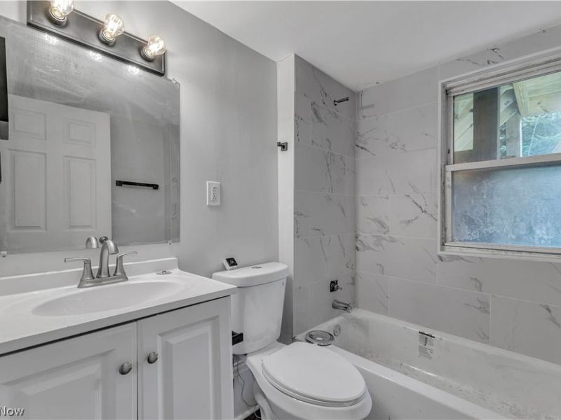 1691 E 82nd Street, Cleveland, OH 44103 Photo 9