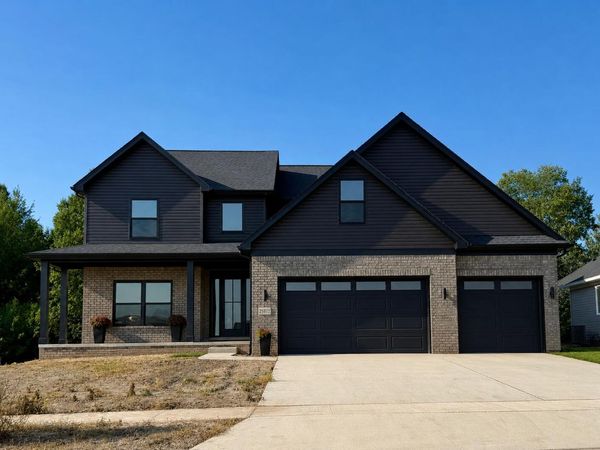 25812 Brighton Lane, Brownstown, MI 48134