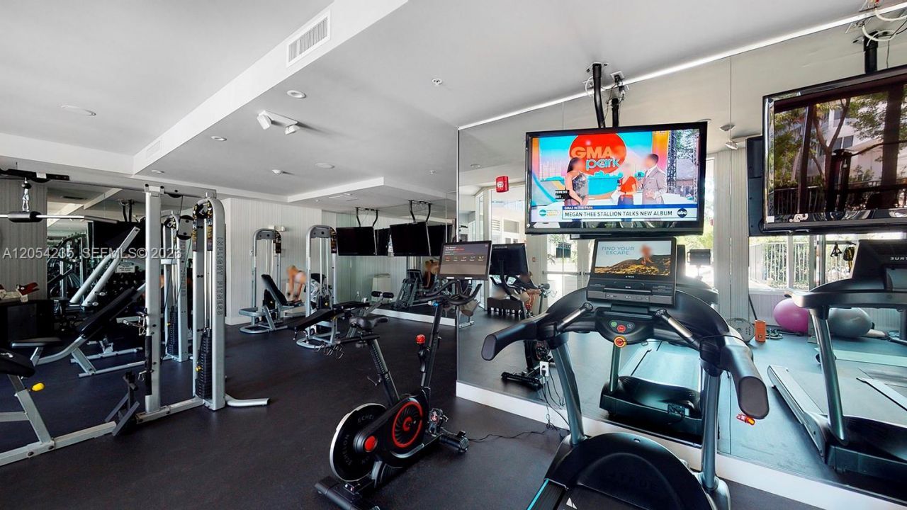 2130 Park Ave , Unit 2, Miami Beach, FL 33139 Photo