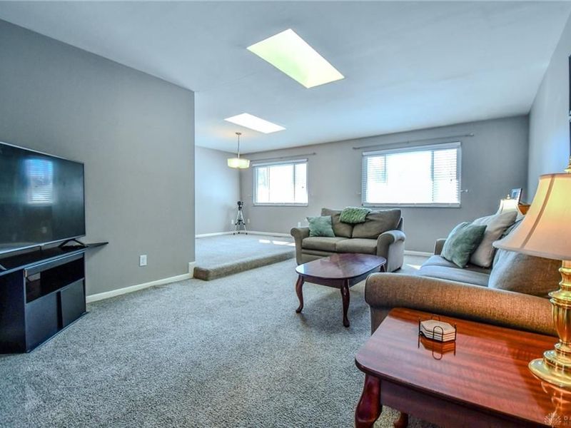 906 New England Avenue, Dayton, OH 45429 Photo 8