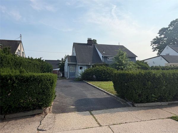 20 Rigger Lane , Levittown, NY 11756