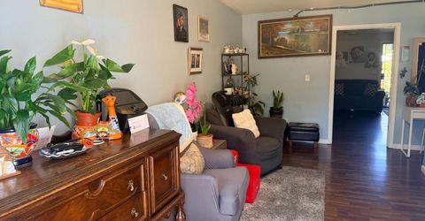 3227 Chesnut St, Oakland, CA 94608 Photo