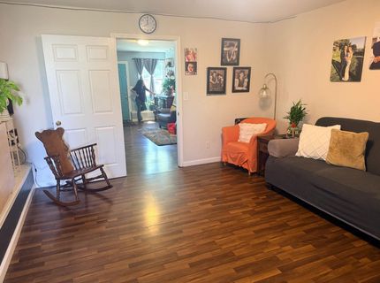 3227 Chesnut St, Oakland, CA 94608 Photo