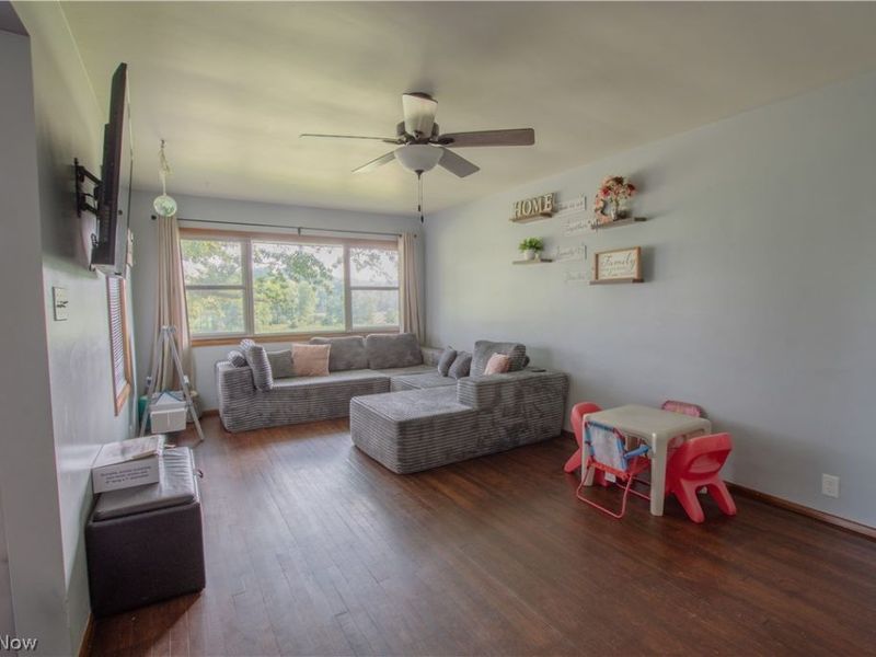 1757 Pleasant Valley Road NE, New Philadelphia, OH 44663 Photo 13